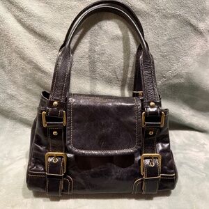 Vintage chocolate brown leather Kenneth Cole New York leather shoulder bag.